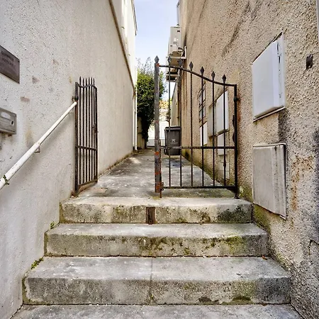 Duplex T3 Avec Terrasse A 250m De La Plage, Centre - Fr-1-433-130 Апартаменты *